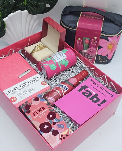 Aromatherapy Luxe Birthday Gift Box – Lagos Signature Collection