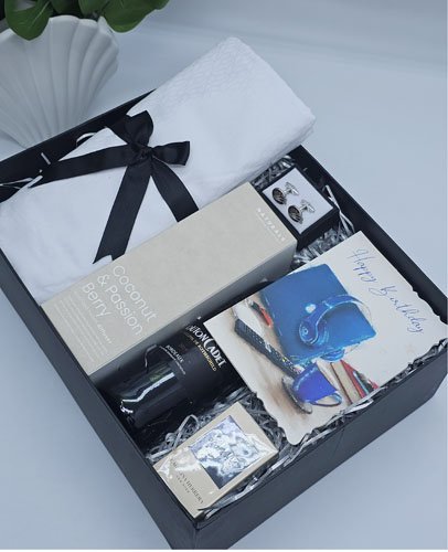 Prestige Gentleman Birthday Gift Box – Lagos Luxury Collection