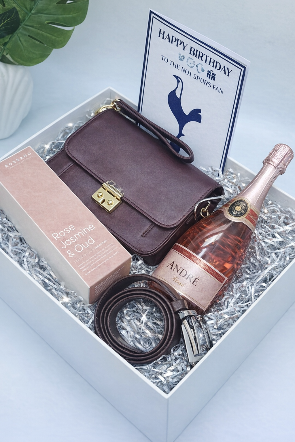 Luxury birthday gift set display Luxury birthday gift set display